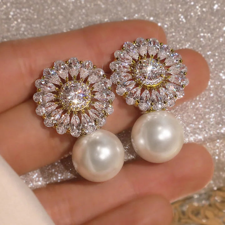 Huitan Gorgeous Flower Imitation Pearl Earrings Women Luxury Inlaid Sparkling CZ Stone Fashion Wedding Jewelry Wholesale Lots