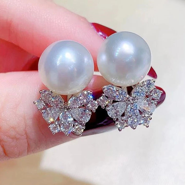 Huitan Gorgeous Flower Imitation Pearl Earrings Women Luxury Inlaid Sparkling CZ Stone Fashion Wedding Jewelry Wholesale Lots