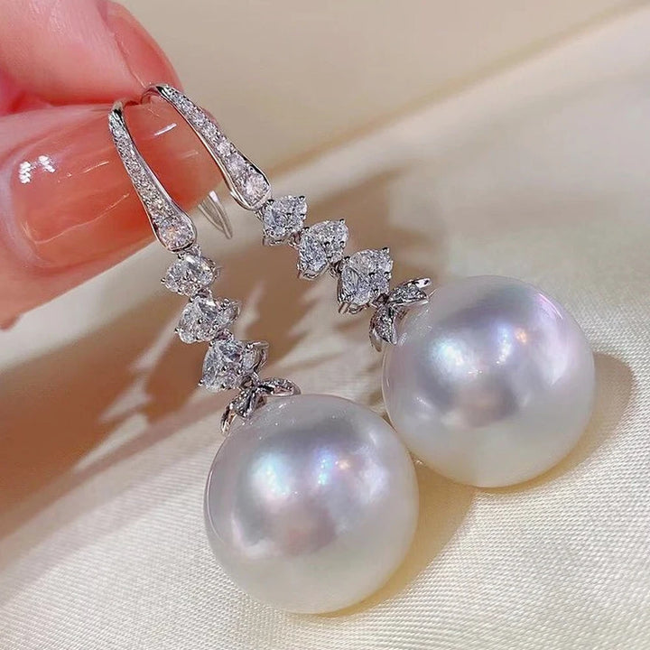 Huitan Gorgeous Flower Imitation Pearl Earrings Women Luxury Inlaid Sparkling CZ Stone Fashion Wedding Jewelry Wholesale Lots